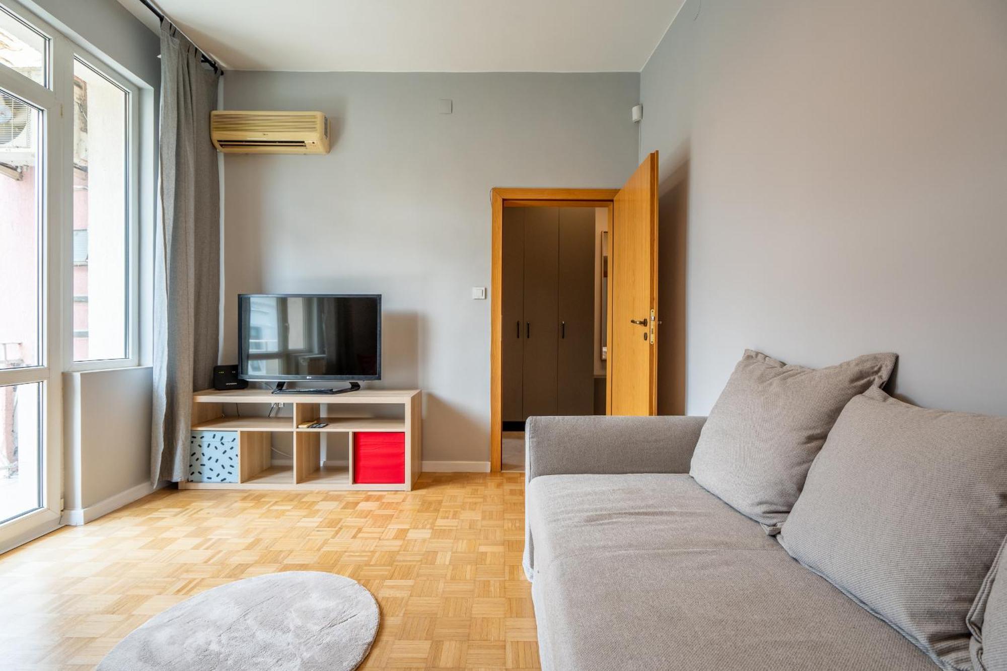 Downtown Apartment Eymi Sofia Exterior photo